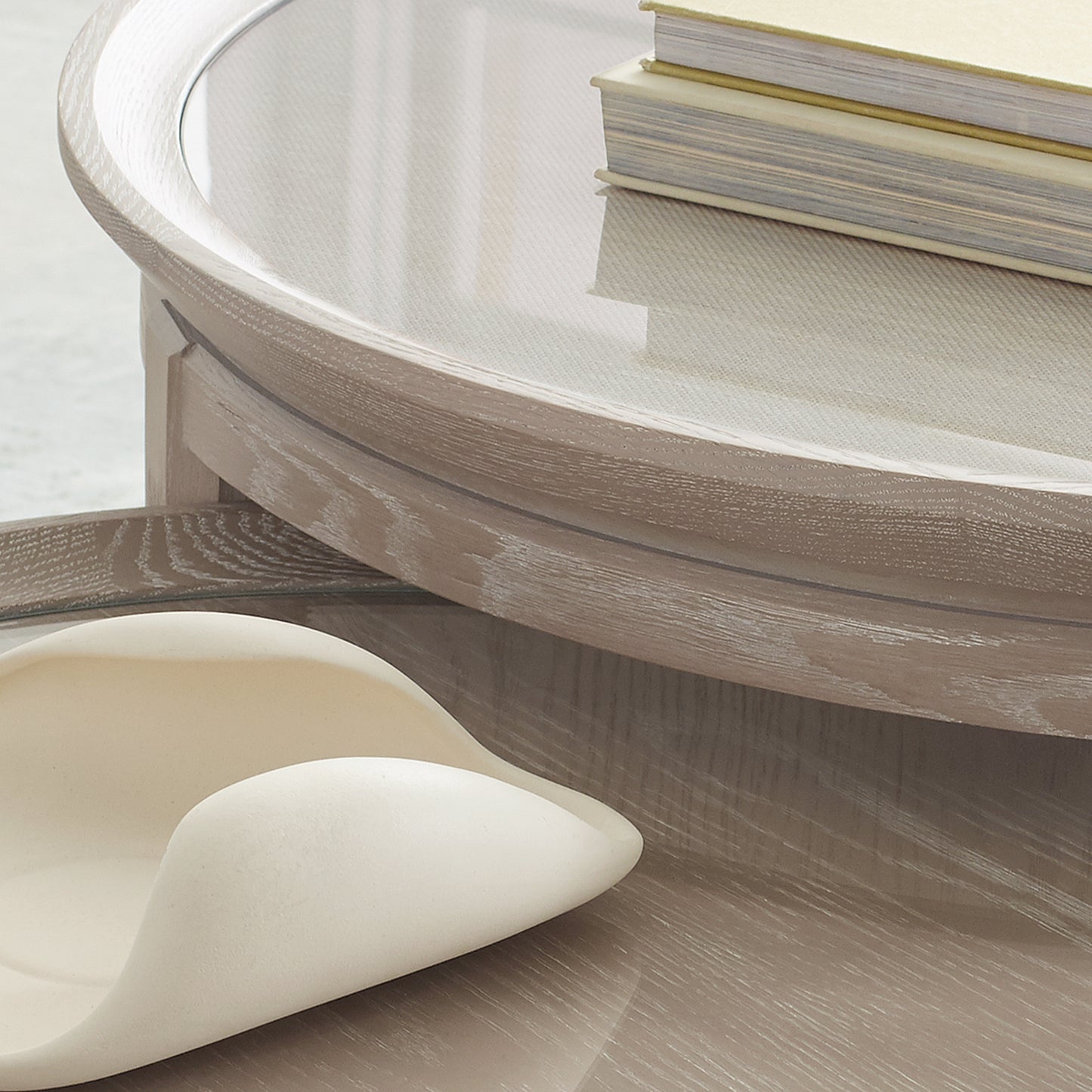 Maidstone 36-inch Round Cocktail Table