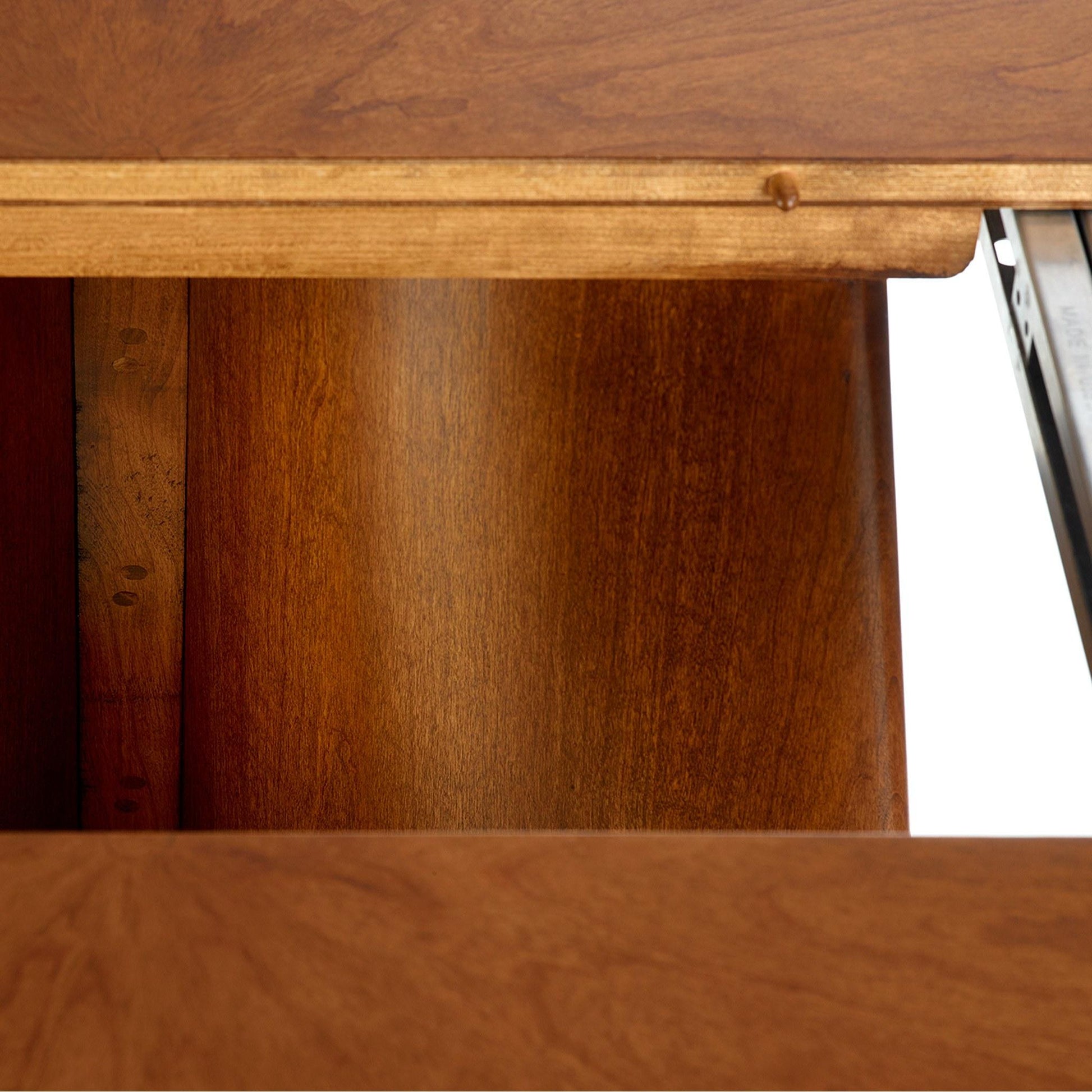 Martine Sunburst Dining Table - Stickley Brand